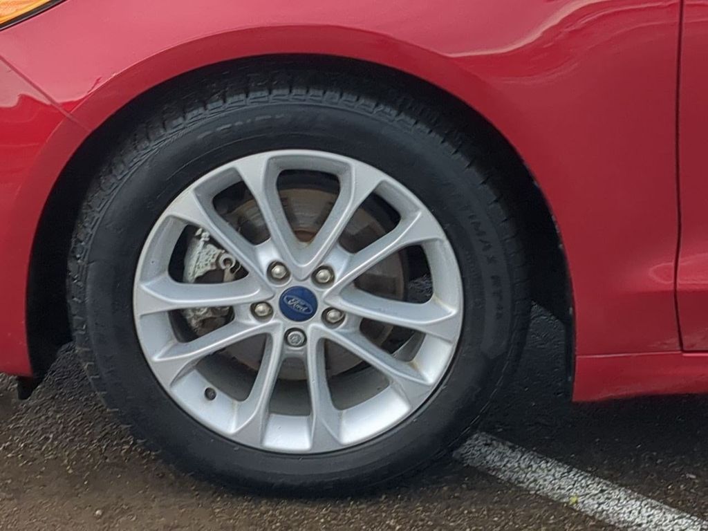 Thumbnail: 2020 Ford Fusion - 8