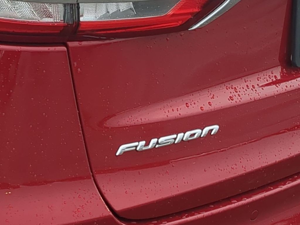 Thumbnail: 2020 Ford Fusion - 22