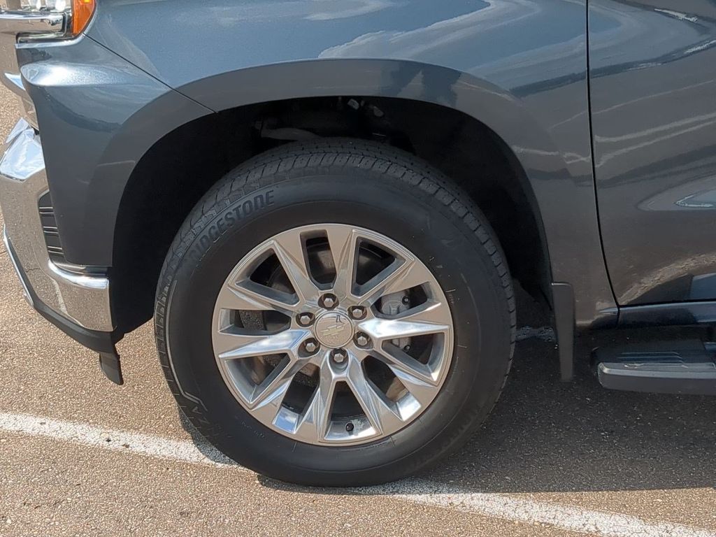 Thumbnail: 2019 Chevrolet Silverado 1500 - 8
