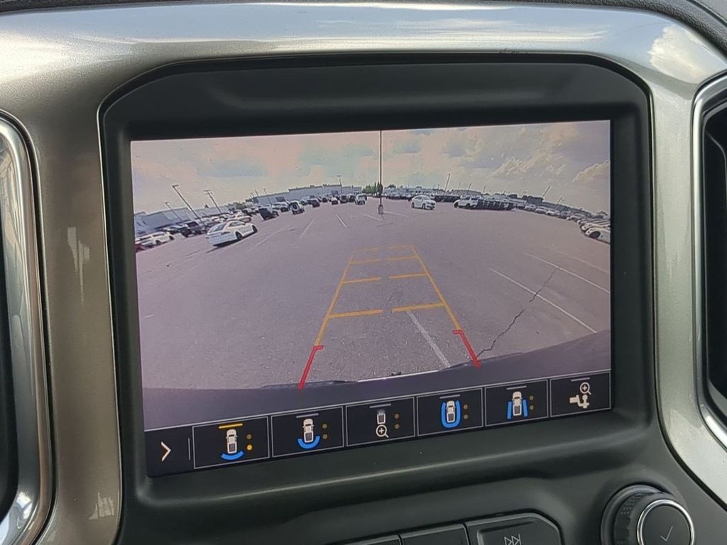 Thumbnail: 2019 Chevrolet Silverado 1500 - 29