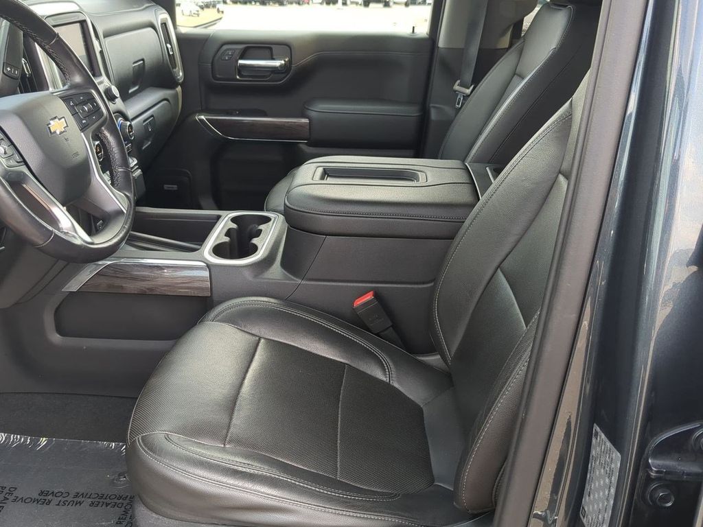 Thumbnail: 2019 Chevrolet Silverado 1500 - 11