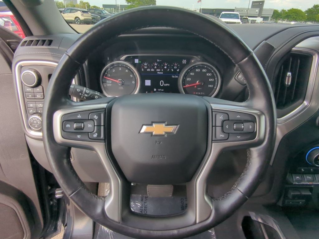 Thumbnail: 2019 Chevrolet Silverado 1500 - 13