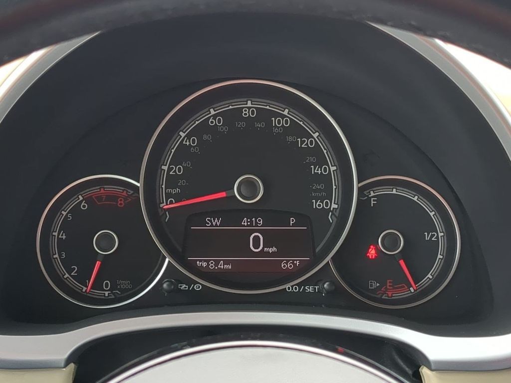 Thumbnail: 2019 Volkswagen Beetle - 13