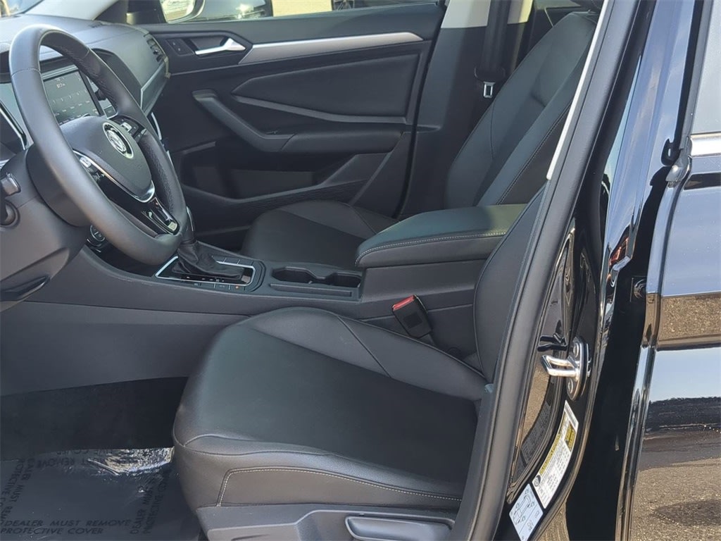 Thumbnail: 2020 Volkswagen Jetta - 10