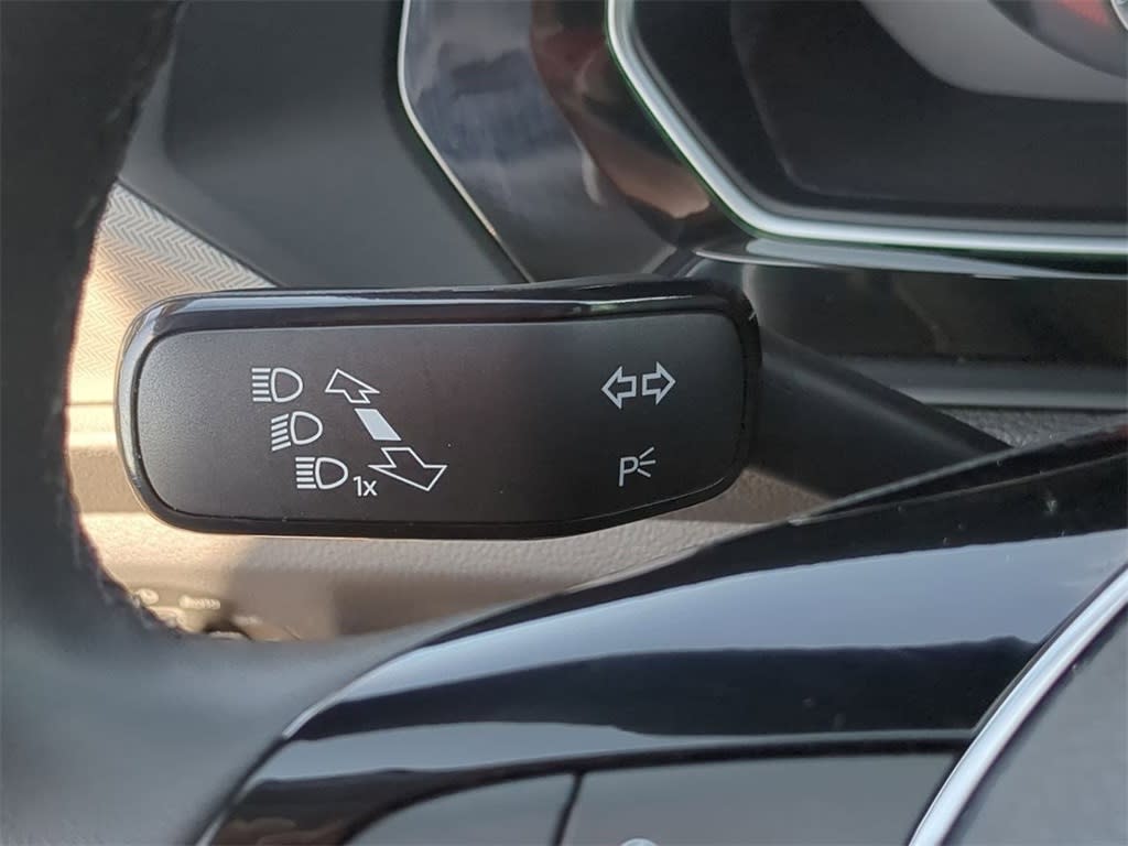 Thumbnail: 2020 Volkswagen Jetta - 31