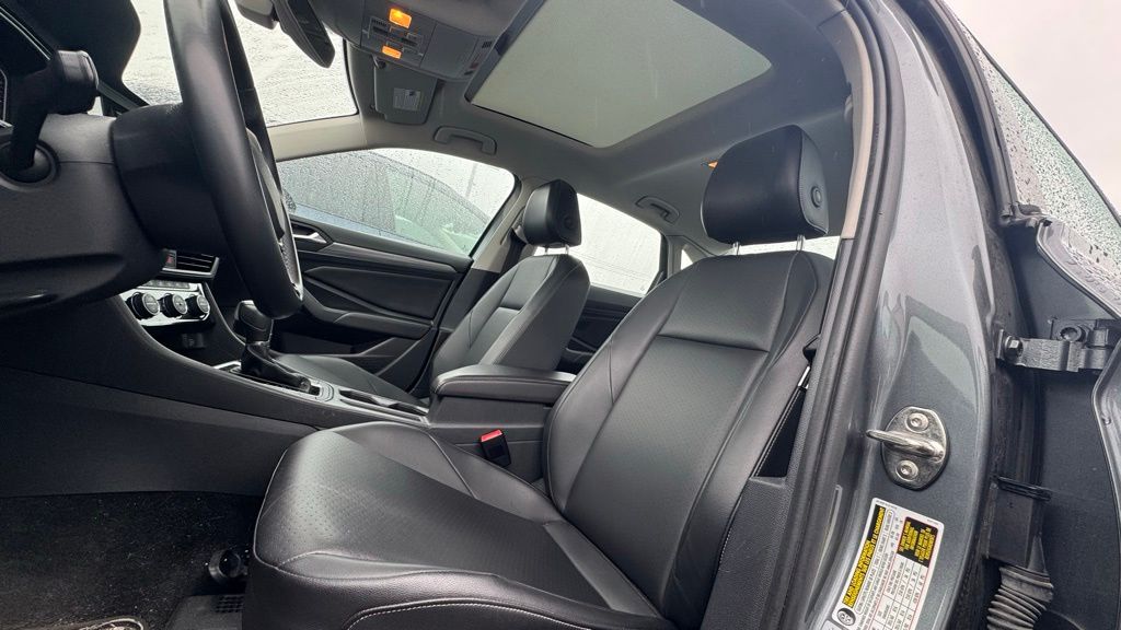 Thumbnail: 2019 Volkswagen Jetta - 8