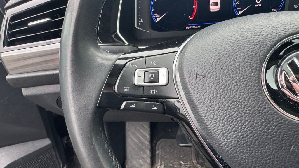 Thumbnail: 2019 Volkswagen Jetta - 23
