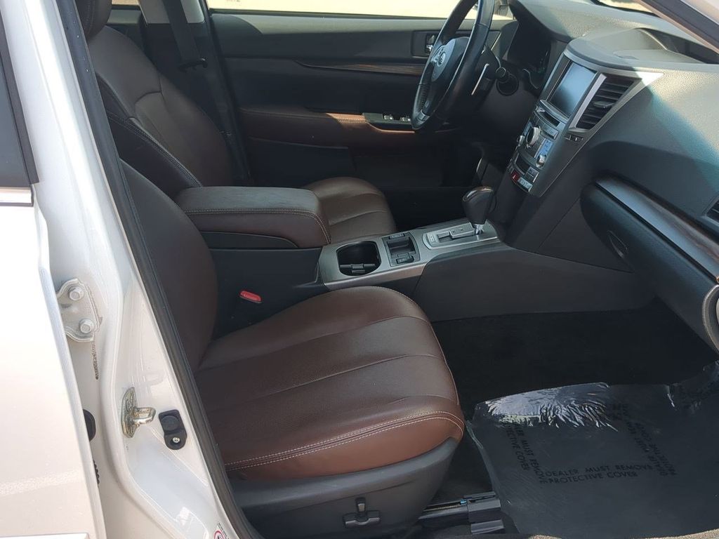 Thumbnail: 2014 Subaru Outback - 11