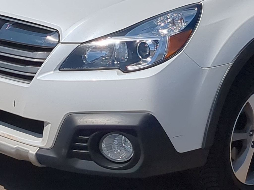 Thumbnail: 2014 Subaru Outback - 22