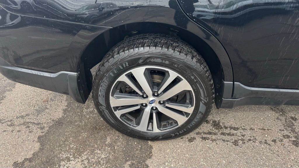 Thumbnail: 2019 Subaru Outback - 18