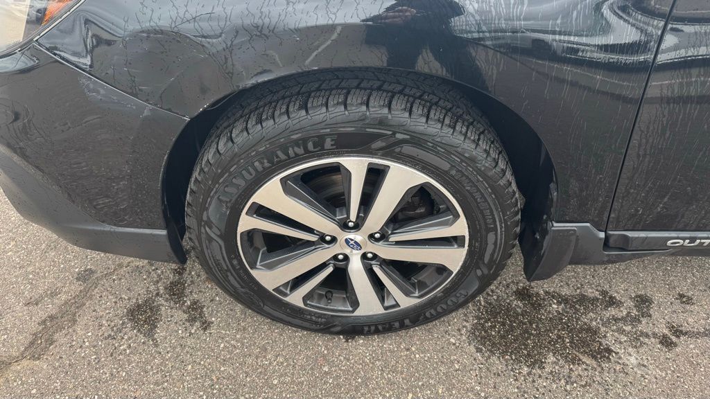 Thumbnail: 2019 Subaru Outback - 20