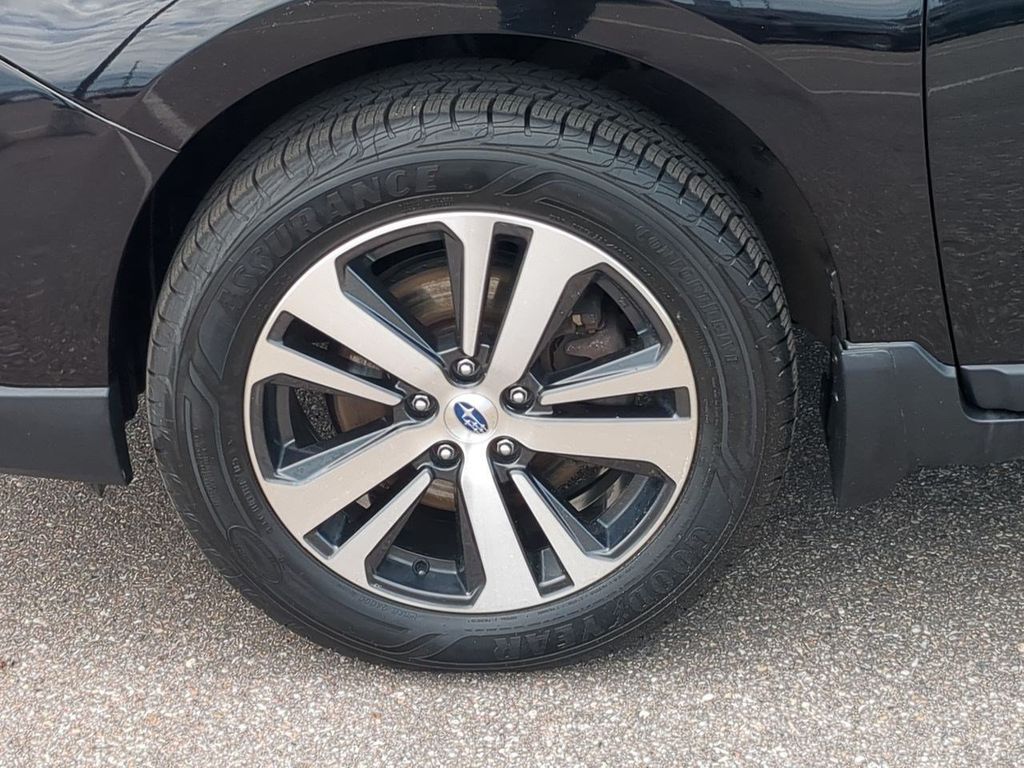 Thumbnail: 2019 Subaru Outback - 8