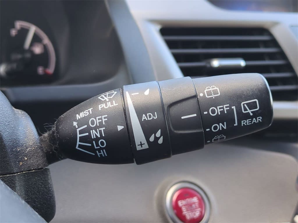 Thumbnail: 2016 Honda Odyssey - 28