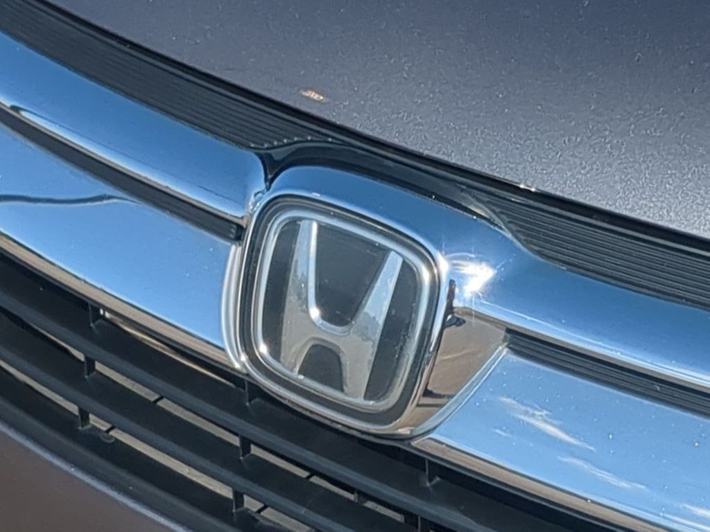 Thumbnail: 2019 Honda Odyssey - 7