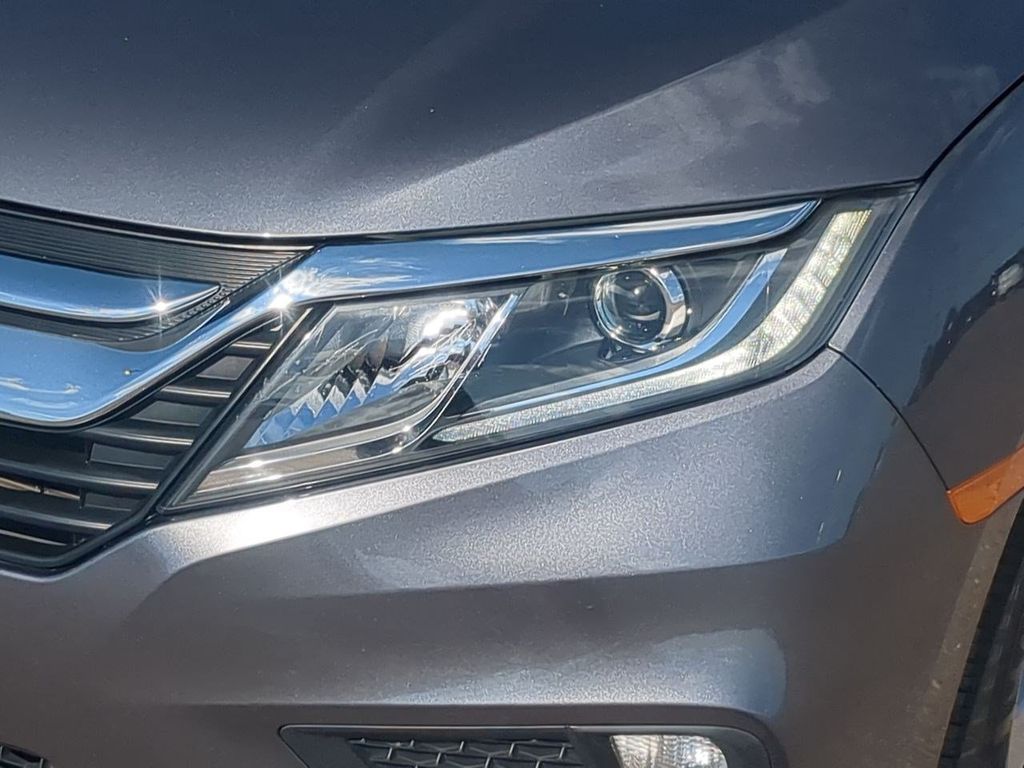 Thumbnail: 2019 Honda Odyssey - 21
