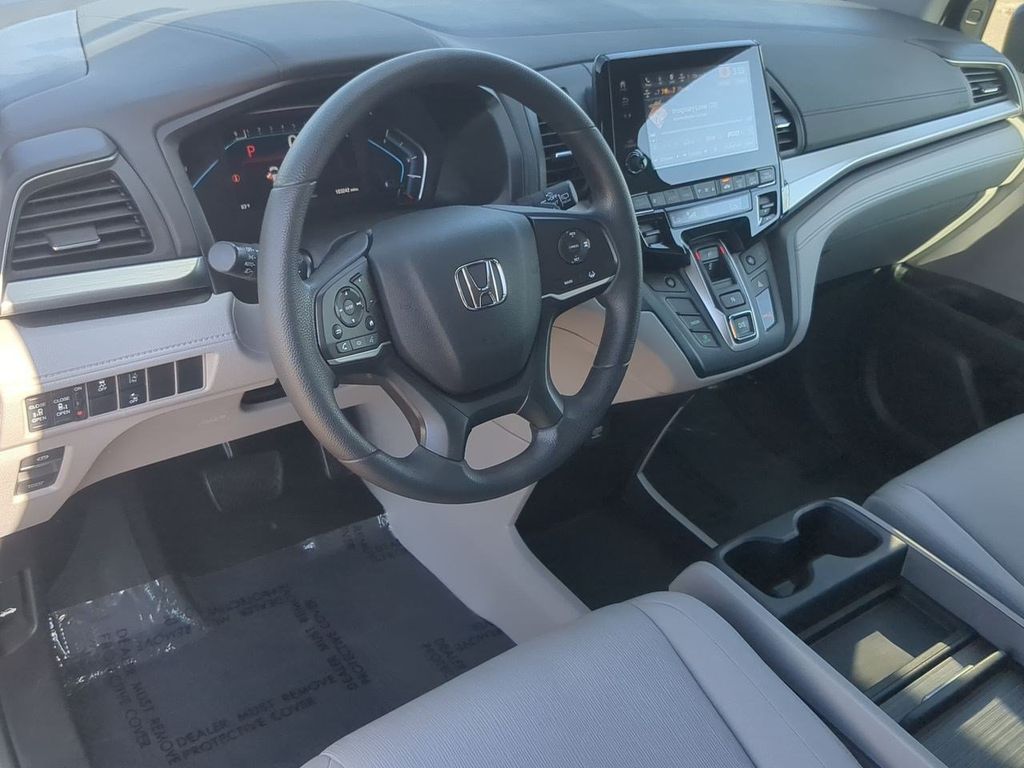 Thumbnail: 2019 Honda Odyssey - 2
