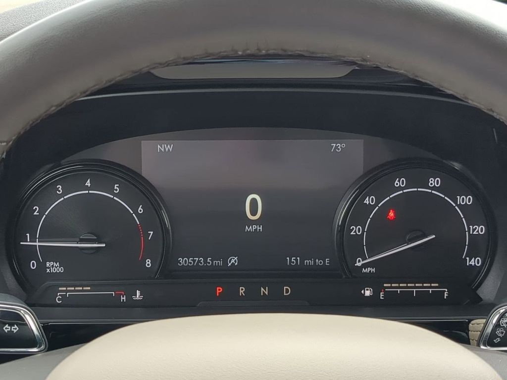 Thumbnail: 2022 Lincoln Corsair - 15