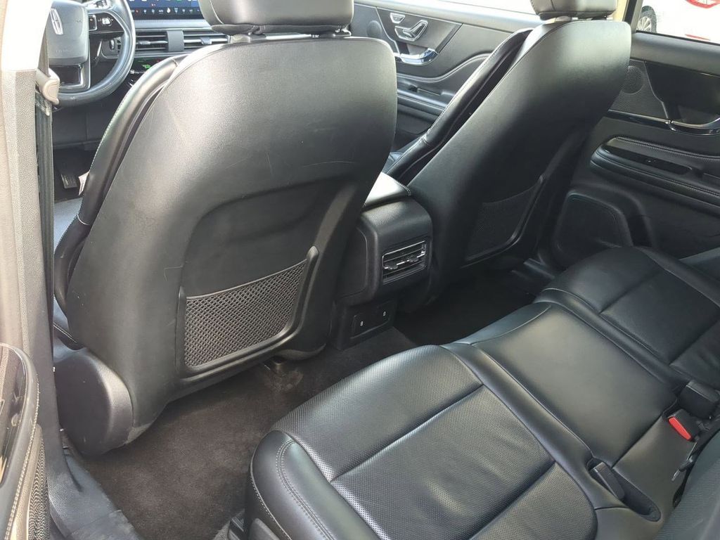 Thumbnail: 2024 Lincoln Corsair - 13