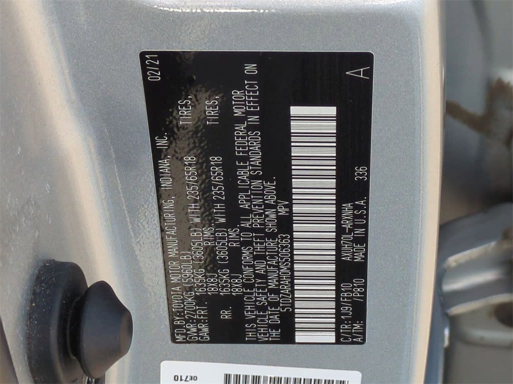 Thumbnail: 2021 Toyota Highlander - 19