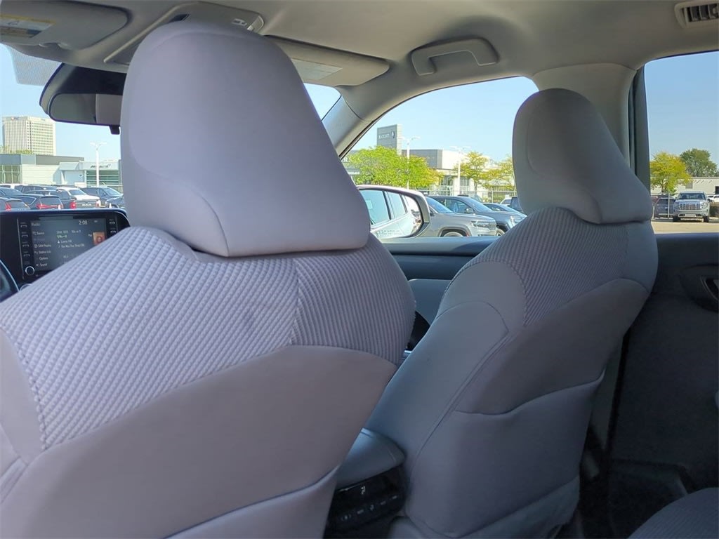 Thumbnail: 2021 Toyota Highlander - 11