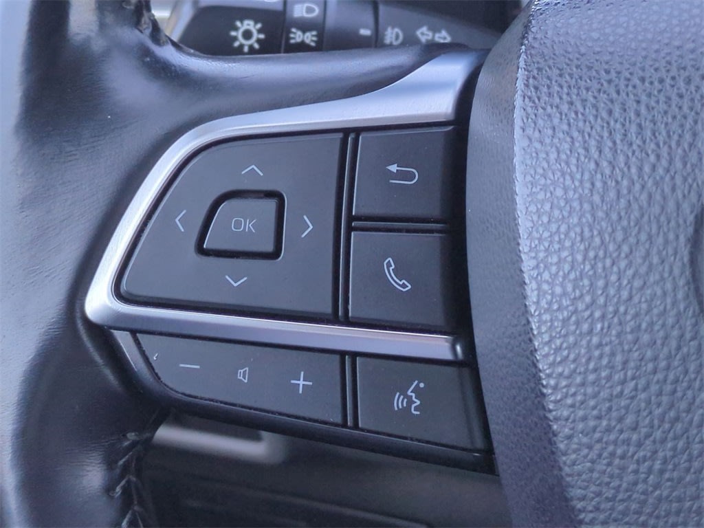 Thumbnail: 2021 Toyota Highlander - 28