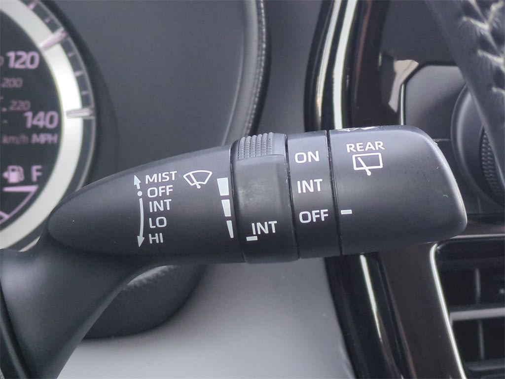 Thumbnail: 2021 Toyota Highlander - 16