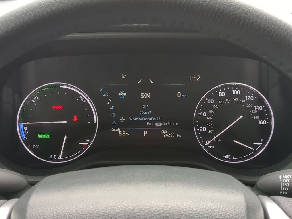 Thumbnail: 2023 Toyota Sienna - 16