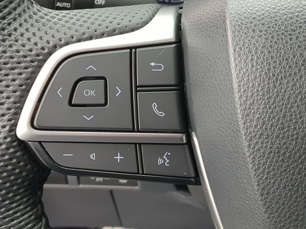 Thumbnail: 2023 Toyota Sienna - 29