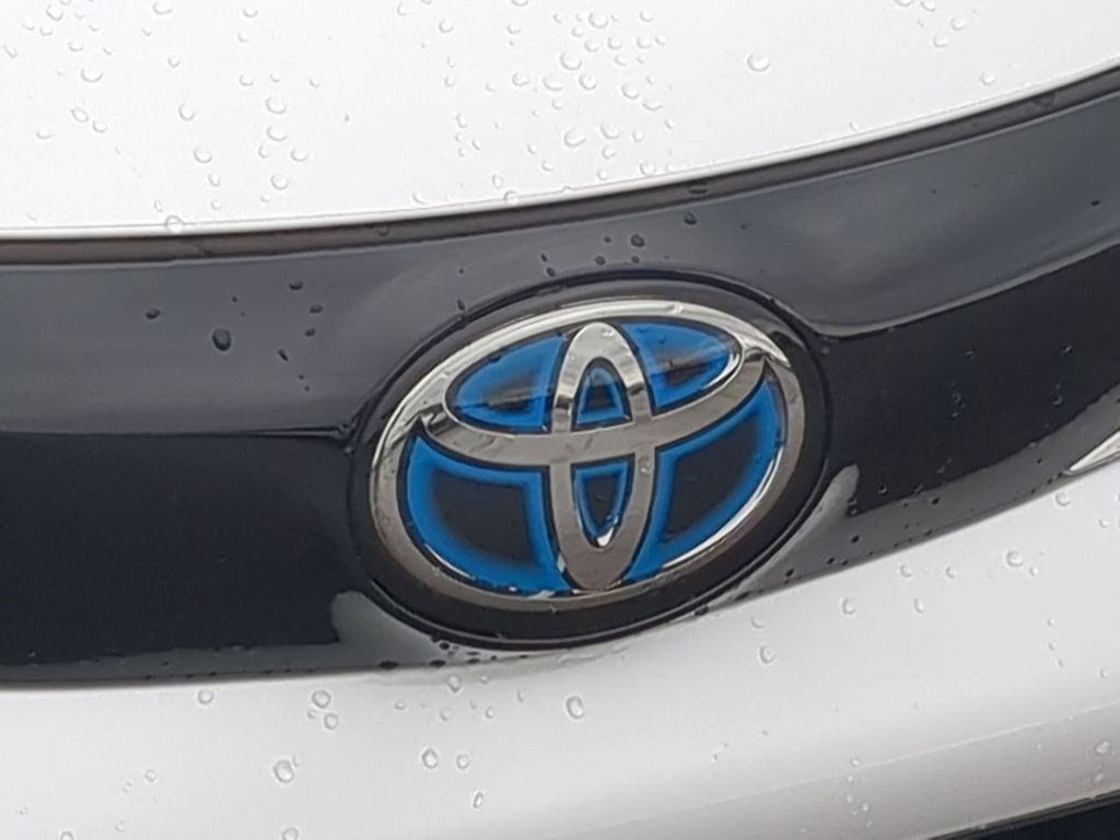 Thumbnail: 2023 Toyota Sienna - 7