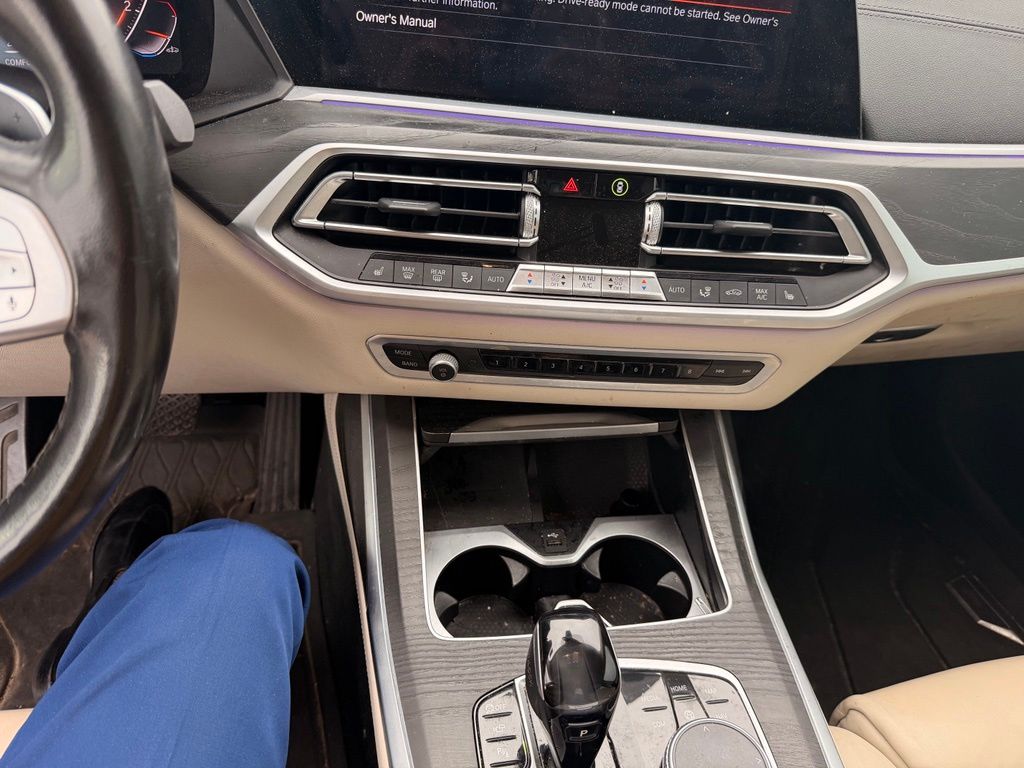 Thumbnail: 2020 BMW X7 - 12