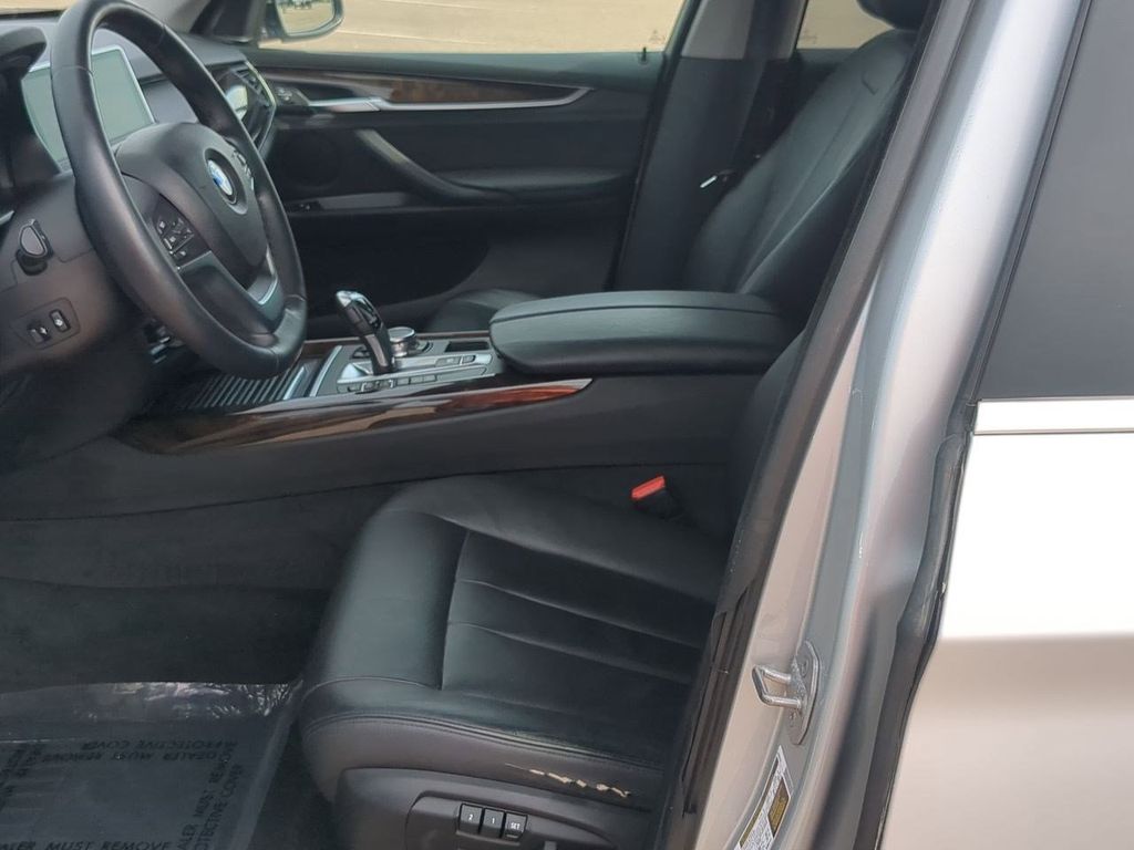 Thumbnail: 2016 BMW X5 - 10