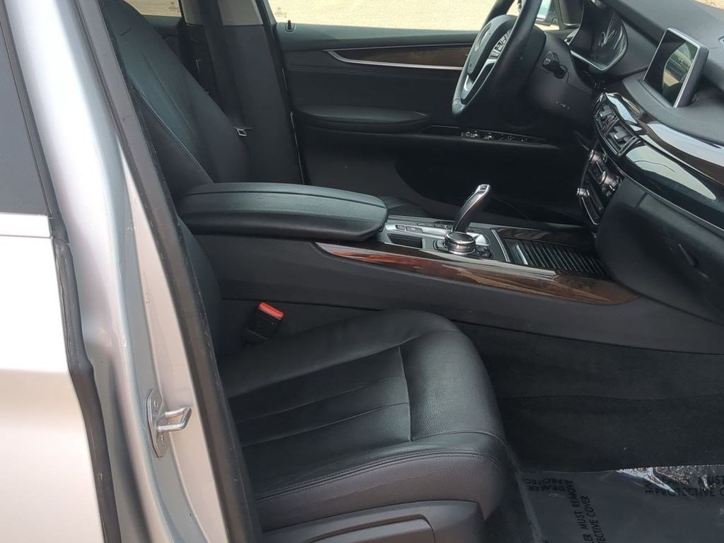 Thumbnail: 2016 BMW X5 - 11