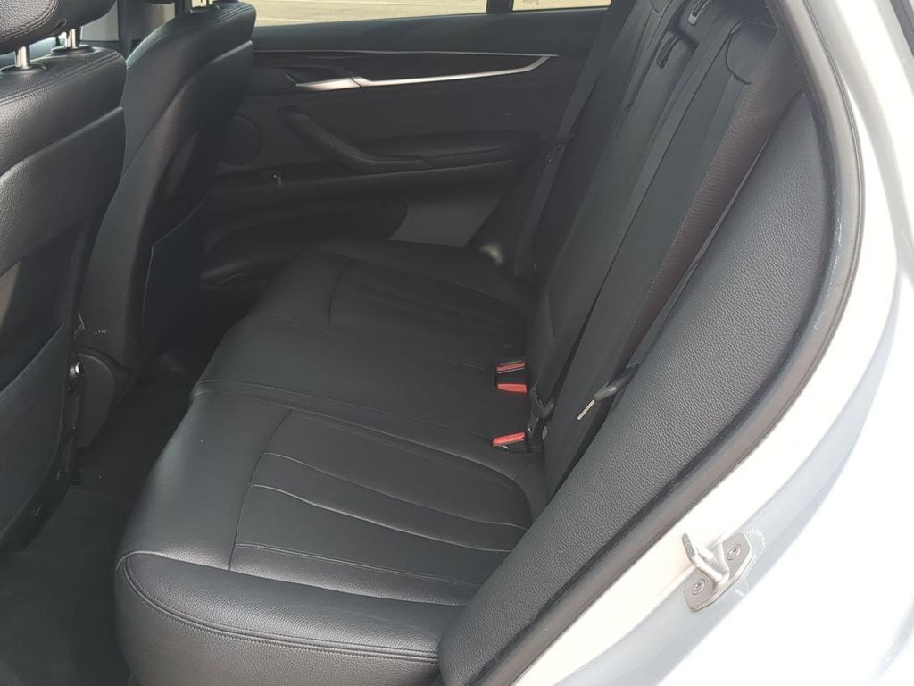 Thumbnail: 2016 BMW X5 - 12