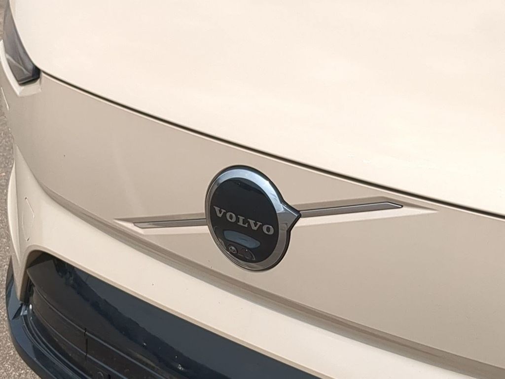 Thumbnail: 2026 Volvo EX90 - 7