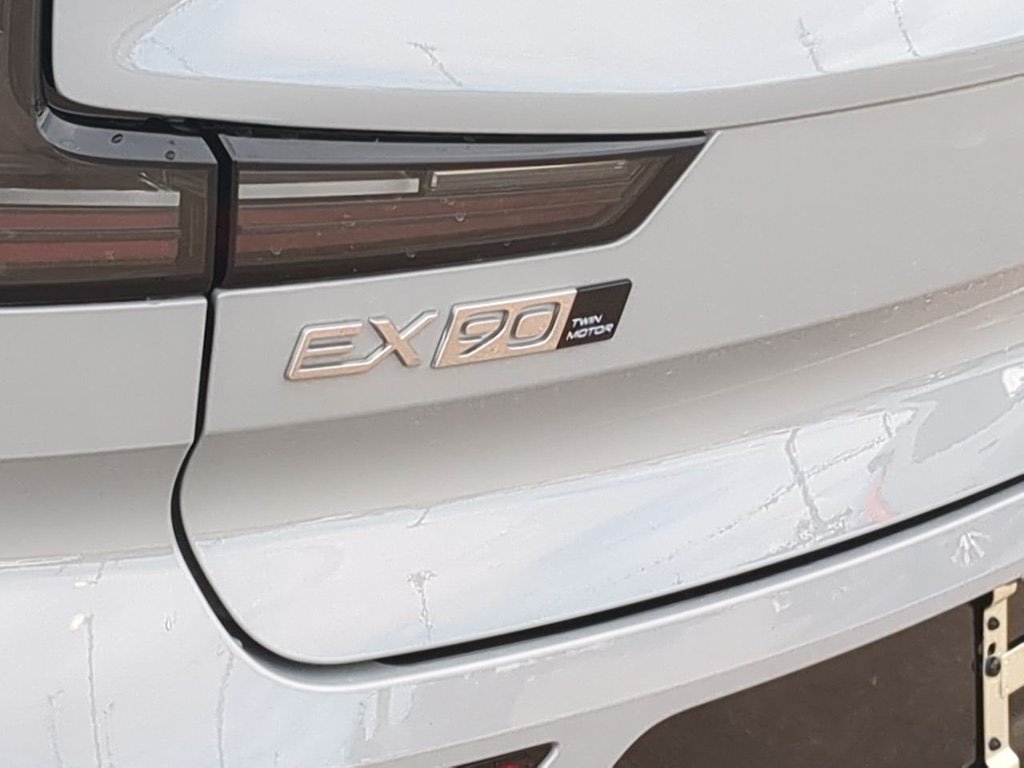 Thumbnail: 2026 Volvo EX90 - 20