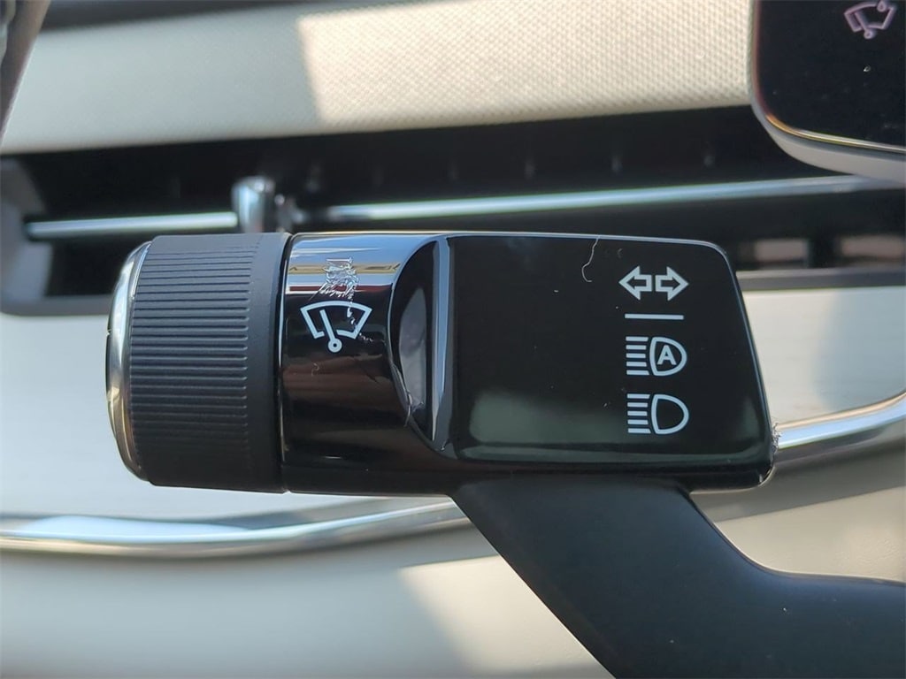 Thumbnail: 2025 Volvo EX90 - 31