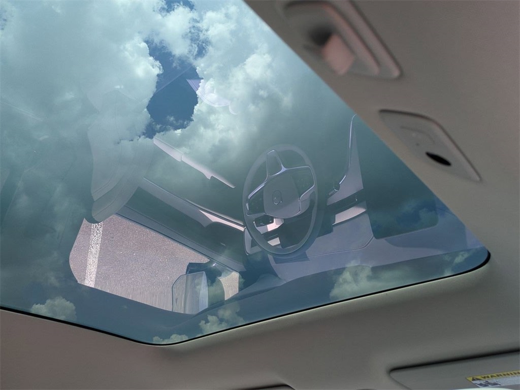 Thumbnail: 2025 Volvo EX90 - 27