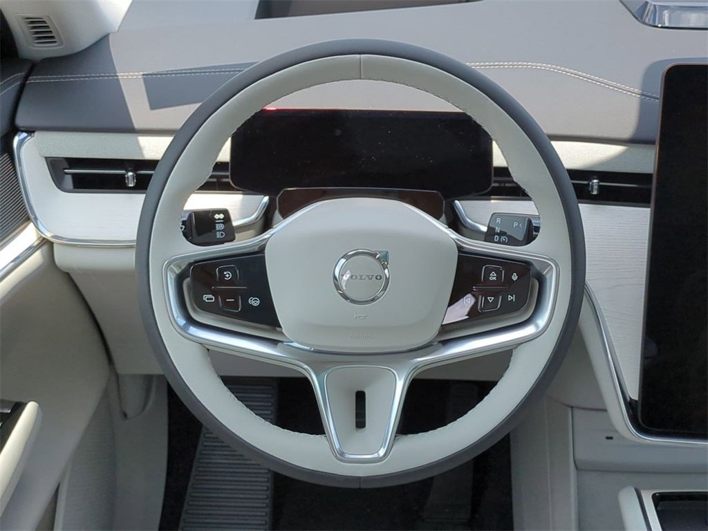 Thumbnail: 2025 Volvo EX90 - 12