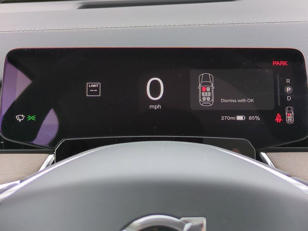 Thumbnail: 2025 Volvo EX90 - 16