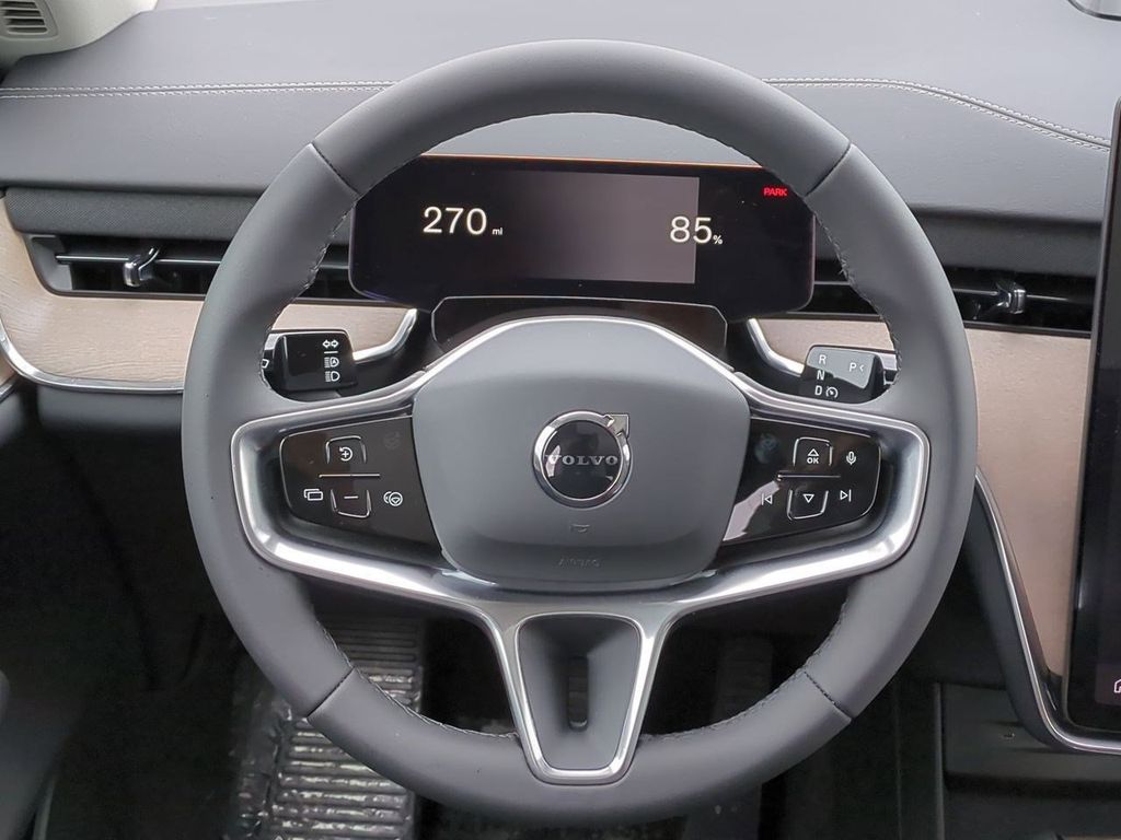 Thumbnail: 2025 Volvo EX90 - 13