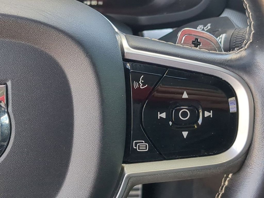 Thumbnail: 2019 Volvo S60 - 27