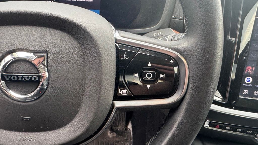 Thumbnail: 2024 Volvo S60 - 22