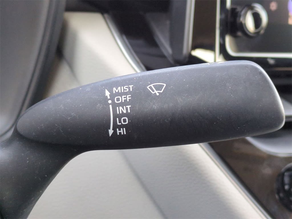 Thumbnail: 2023 Toyota Corolla Cross - 29