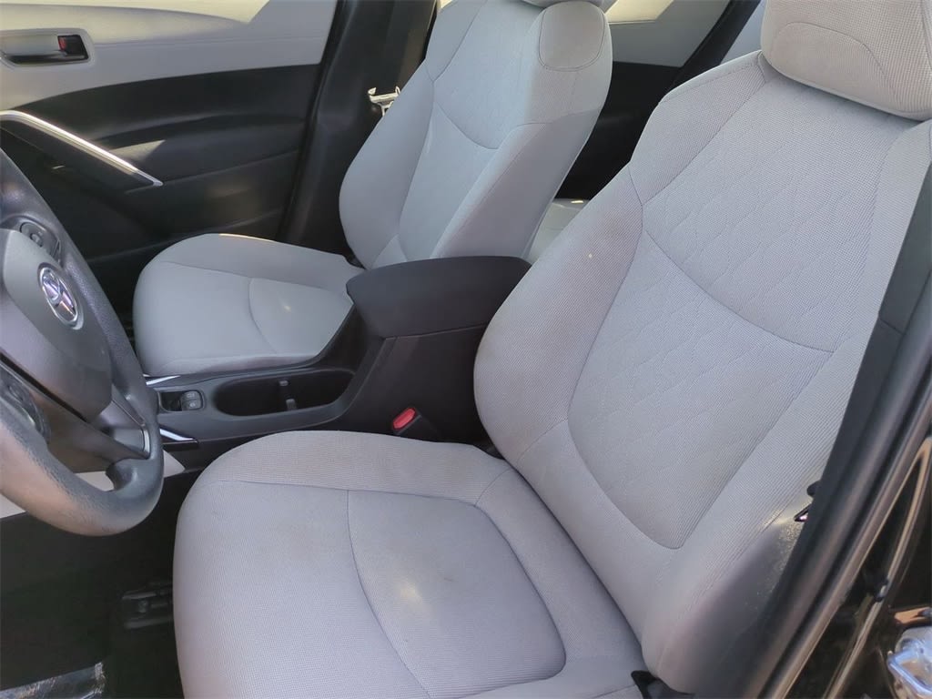 Thumbnail: 2023 Toyota Corolla Cross - 10