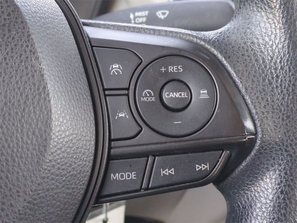 Thumbnail: 2023 Toyota Corolla Cross - 28