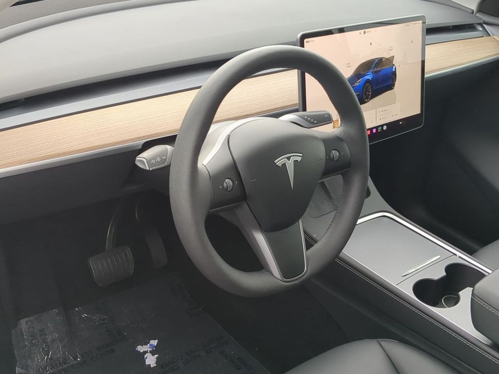 Thumbnail: 2024 Tesla Model Y - 2