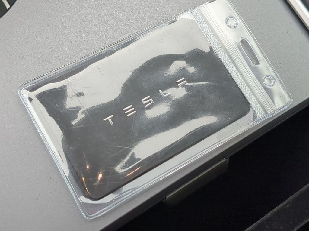 Thumbnail: 2024 Tesla Model Y - 28