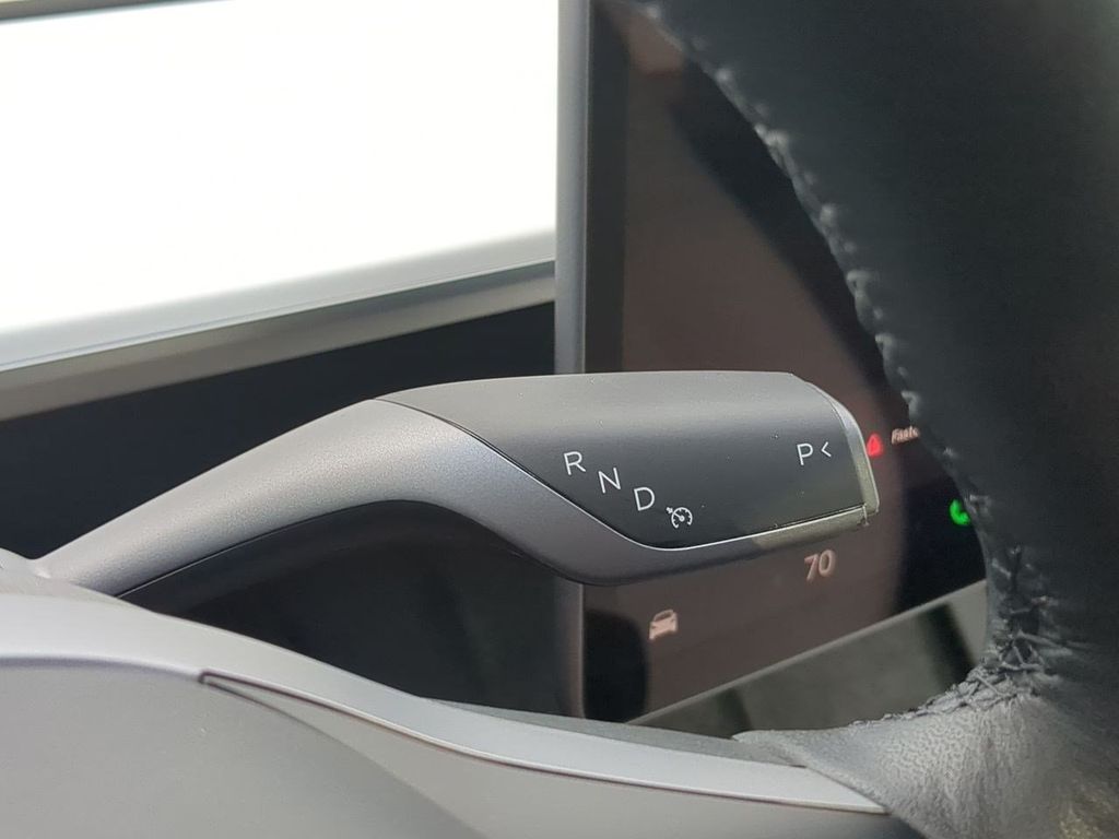 Thumbnail: 2023 Tesla Model Y - 27