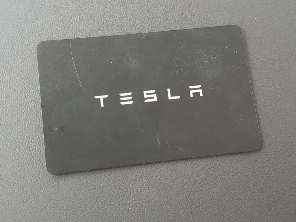 Thumbnail: 2023 Tesla Model Y - 28
