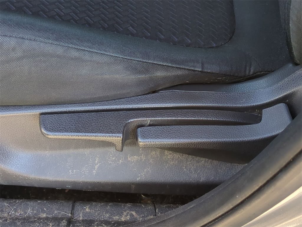 Thumbnail: 2020 Mitsubishi Eclipse Cross - 19